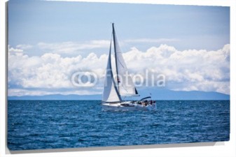 Lienzo Barco de vela en el mar